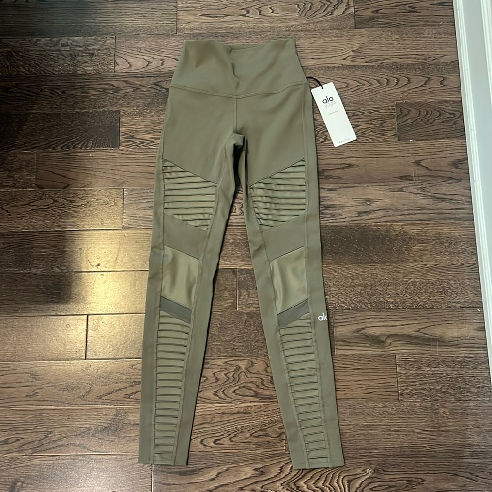 Alo High Waist Moto Legging- NWT